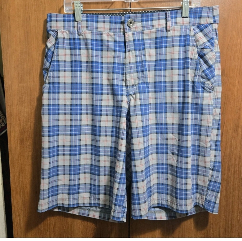 Lululemon Athletica Men's Kahuna Golf Shorts